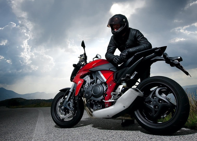 Şehir İçinde Motosiklet Yolda Kalırsa İlk 10 Dakika Nasıl Yönetilmeli?