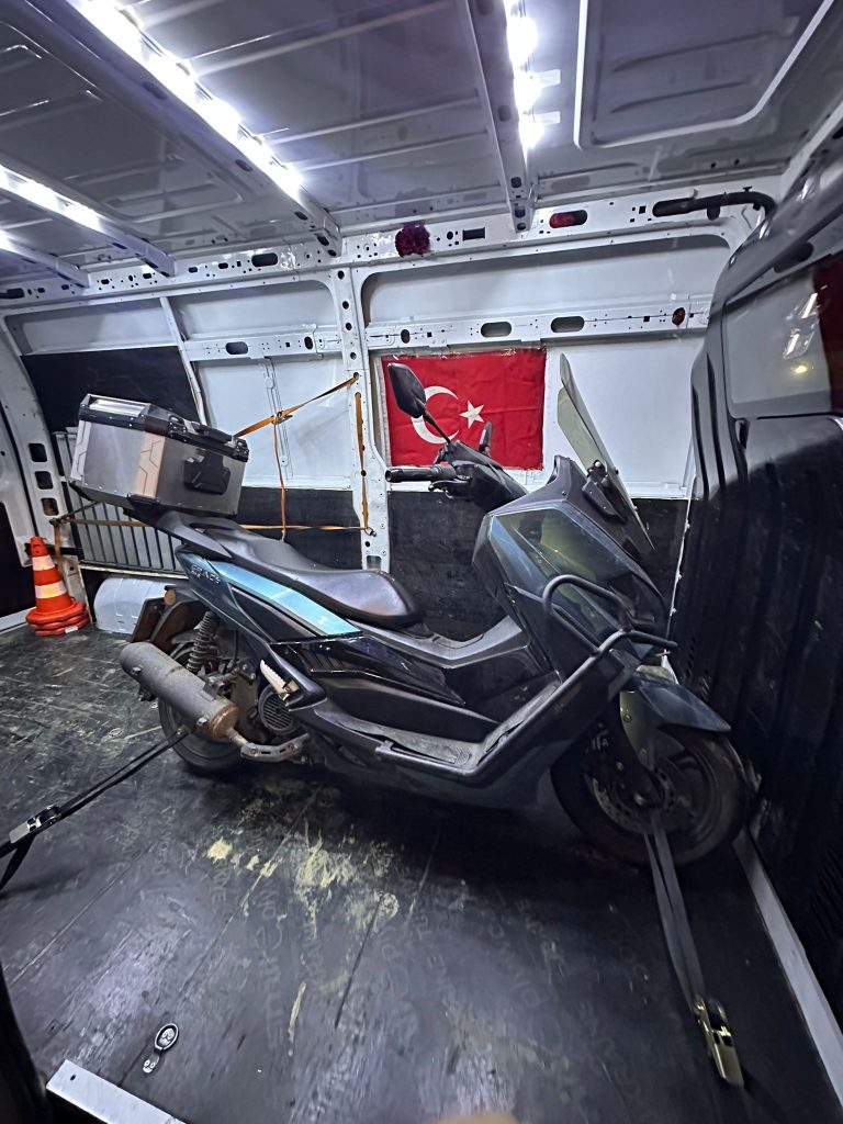 Yolda Kalan Motosikletler İçin Çekici Çağırma Rehberi